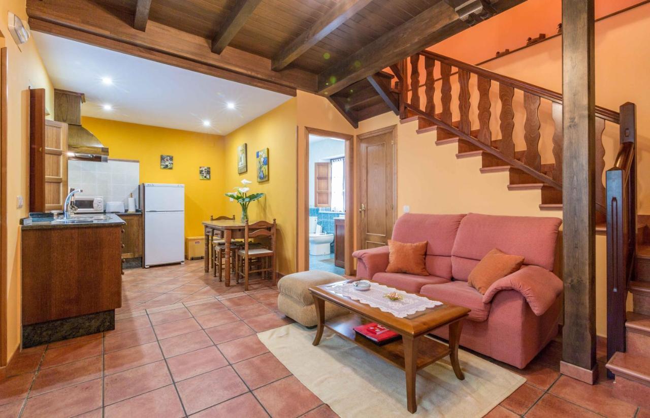 Apartamentos Castrovaselle Nº2 Tapia De Casariego Bagian luar foto